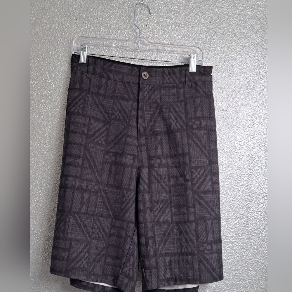 Crazy Shirts Men's Bermuda Geometric Pattern   Size 40